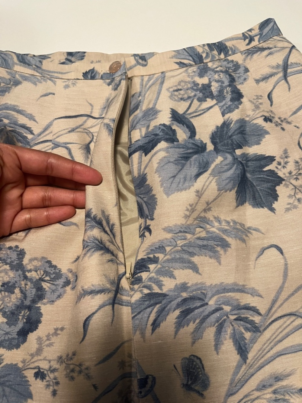 Vintage TALBOTS Silk Linen Floral Skirt with Blue Floral Print - Picture 12 of 12